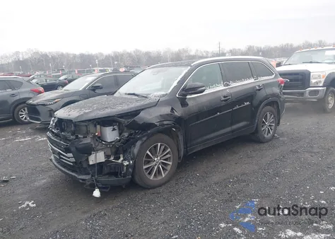 2018 Toyota Highlander Xle from USA, damaged, VIN 5TDJZRFH0JS531614